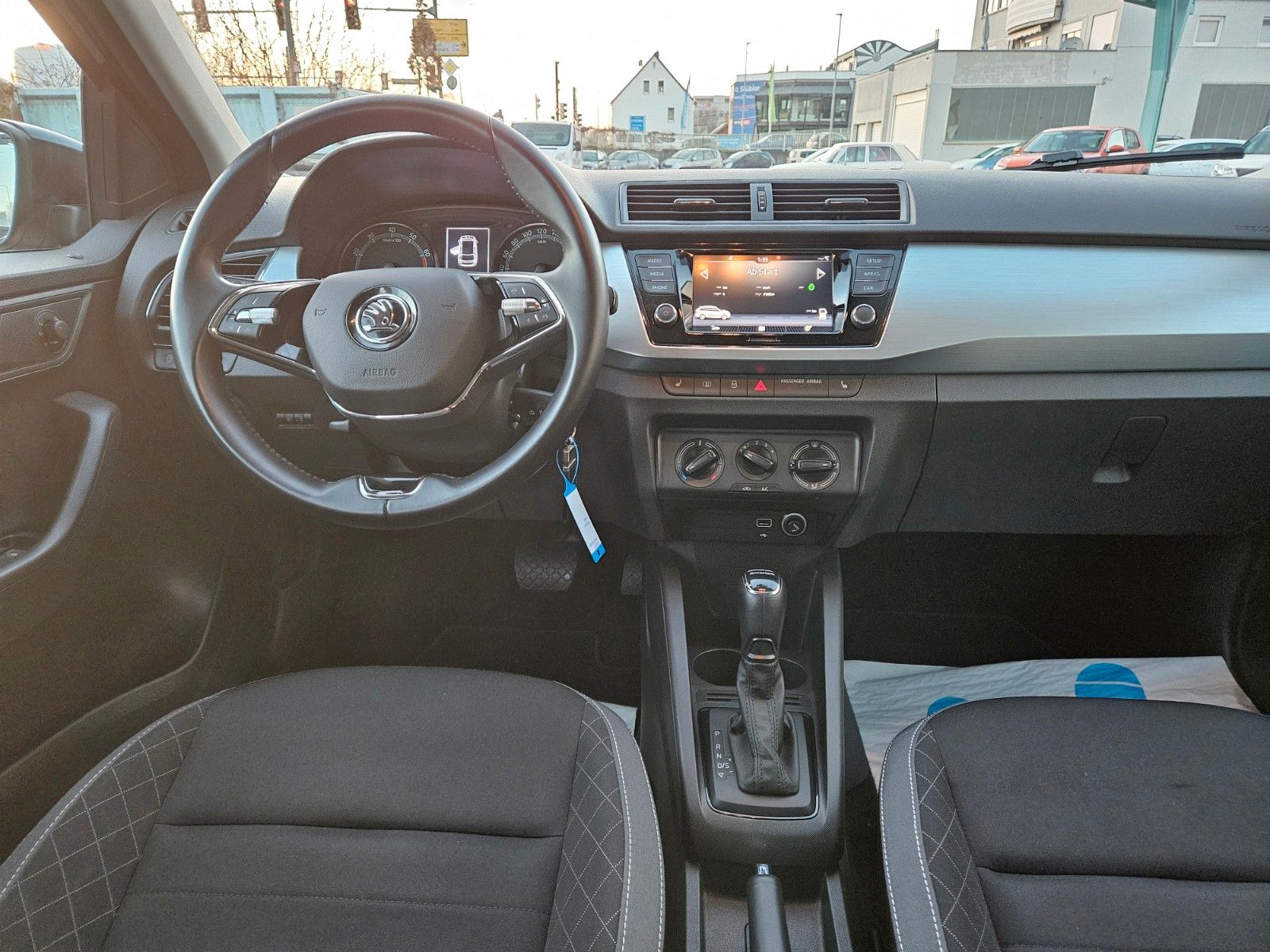 Skoda Fabia Combi Ambition - Samsaru's Car Outlet