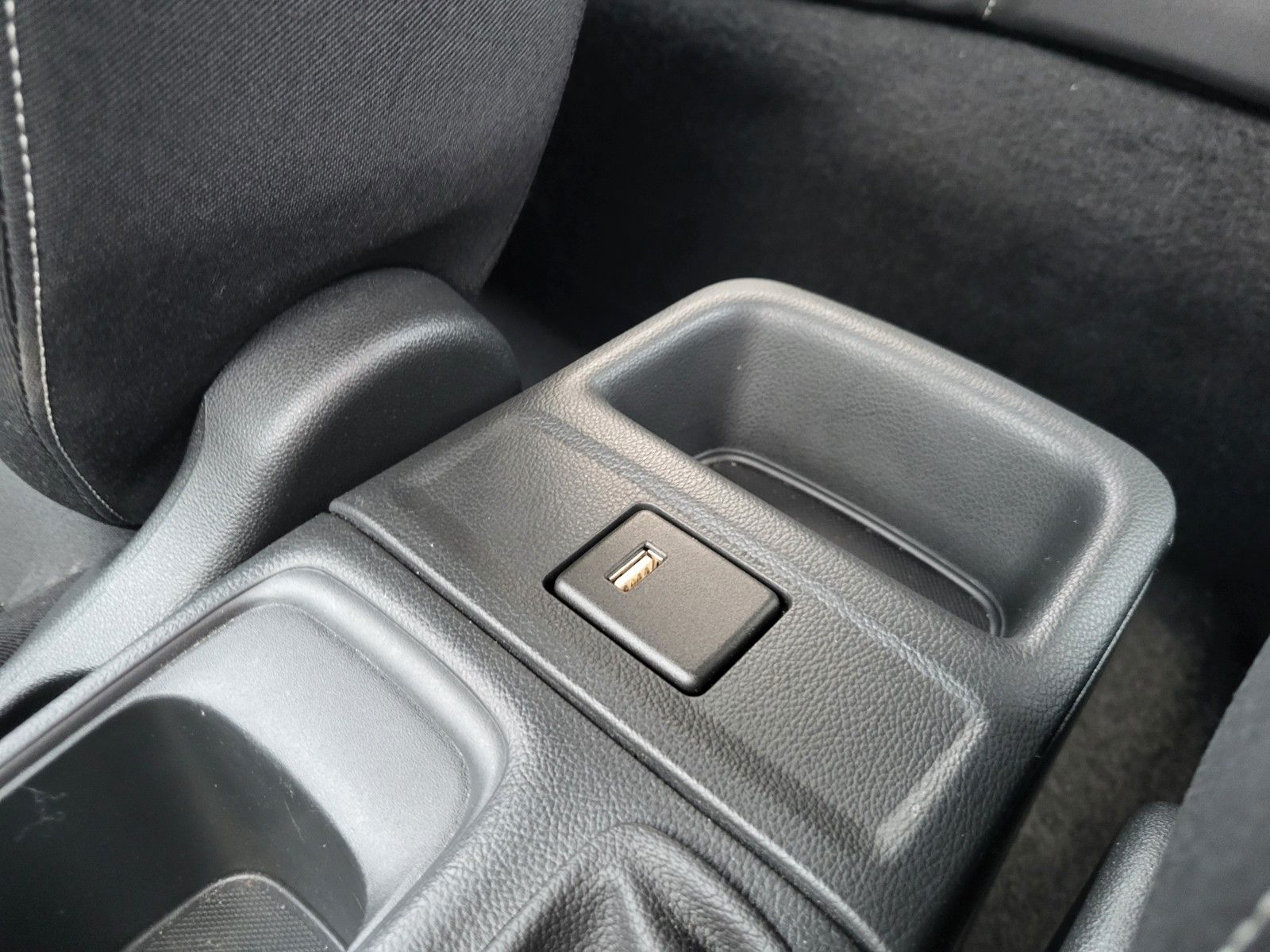 Opel Astra K ST Business Edition - Samsaru's Car Outlet