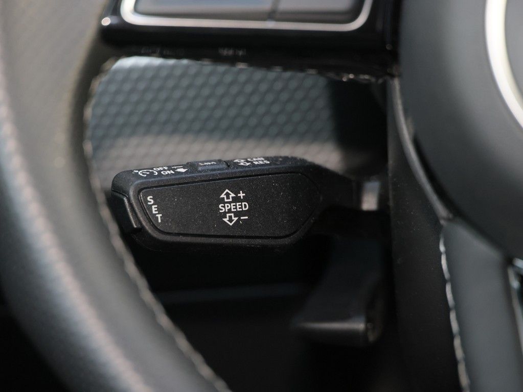 Audi A1 Sportback 30 TFSI S tronic S line Sportpaket