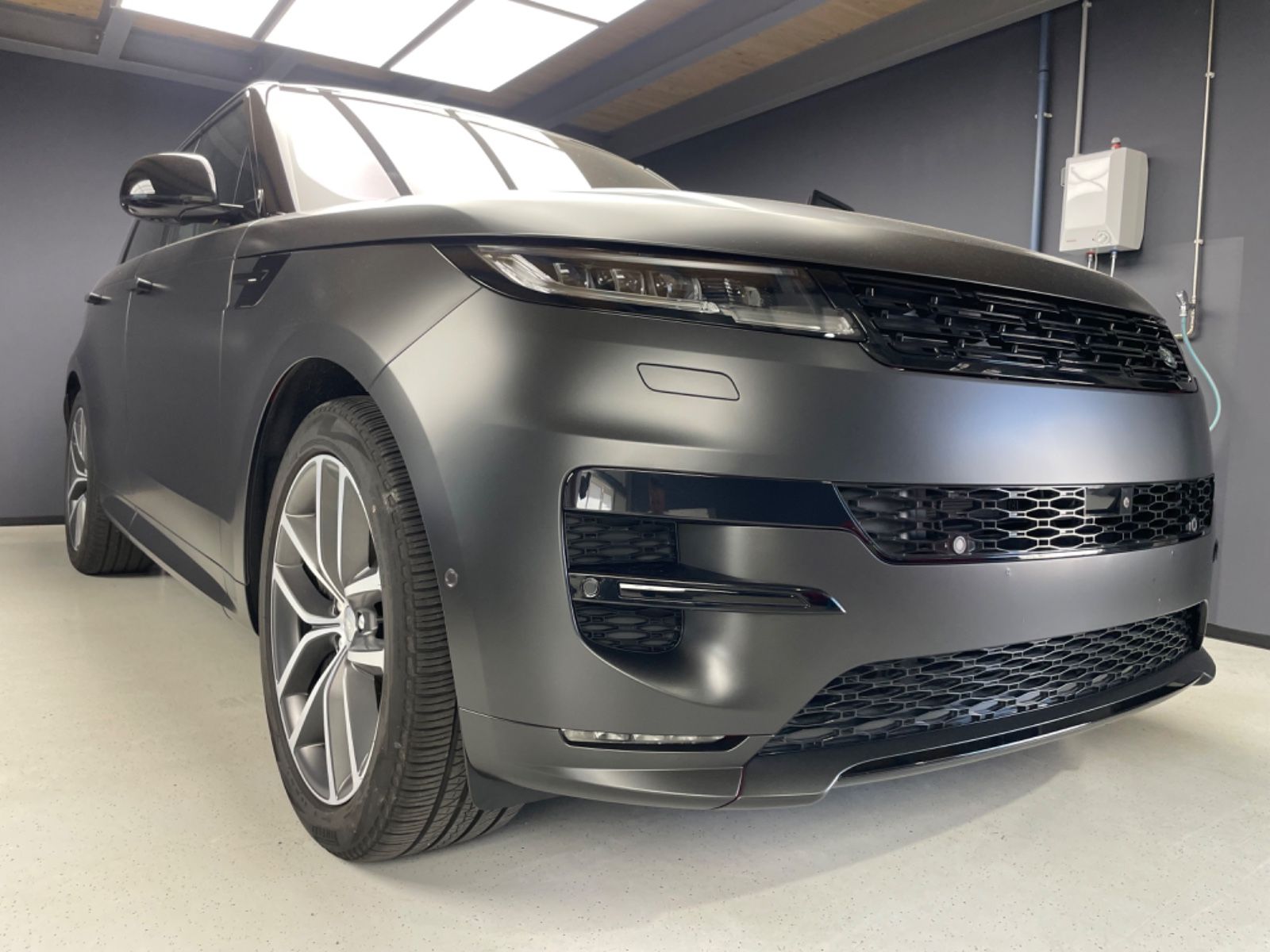 Range Rover Sport P530 First Editon Autobio - Samsaru's Car Outlet