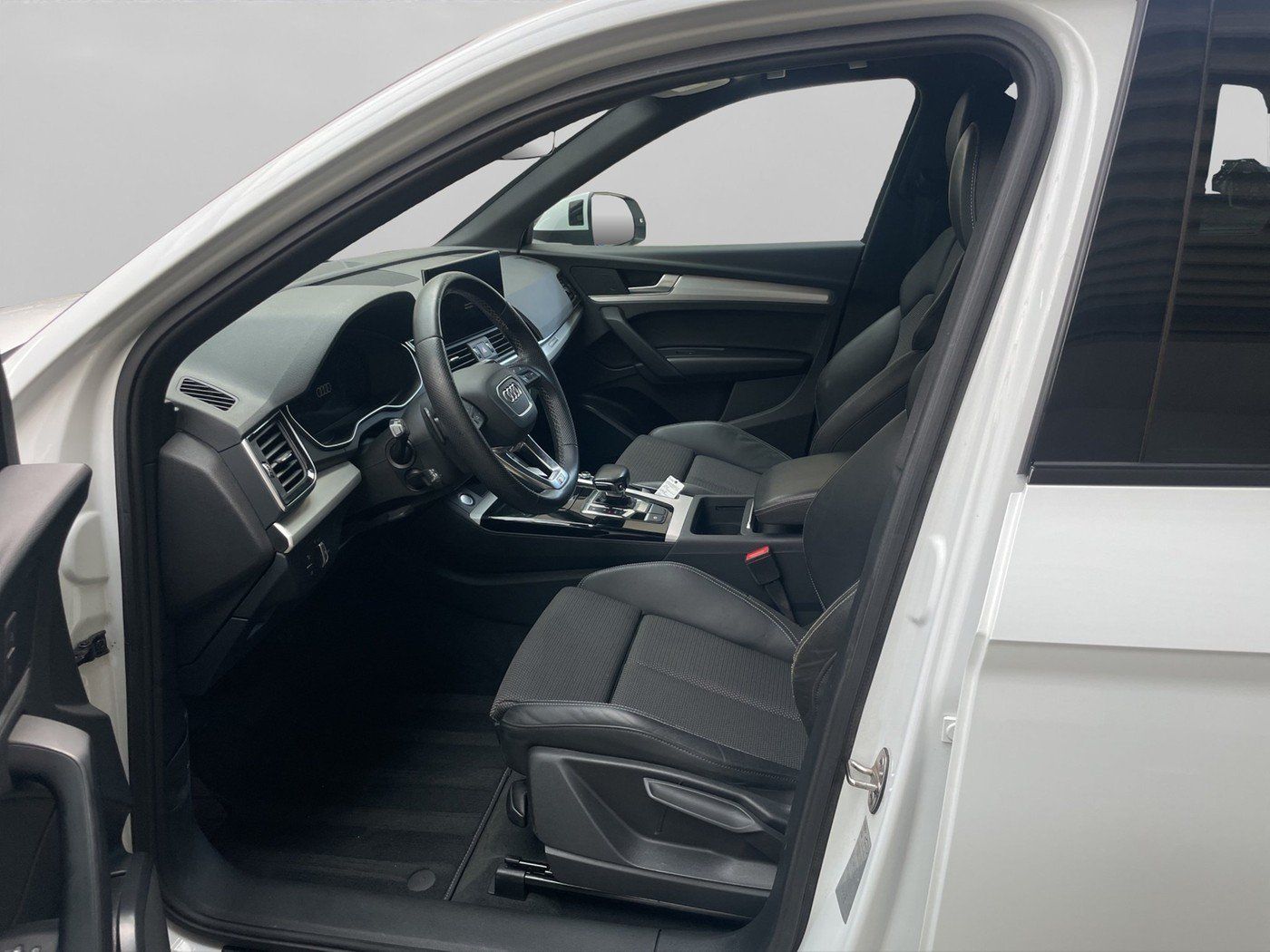 Audi Q5 50 TFSI e quatt. S tronic S line AHK SHZ RFK