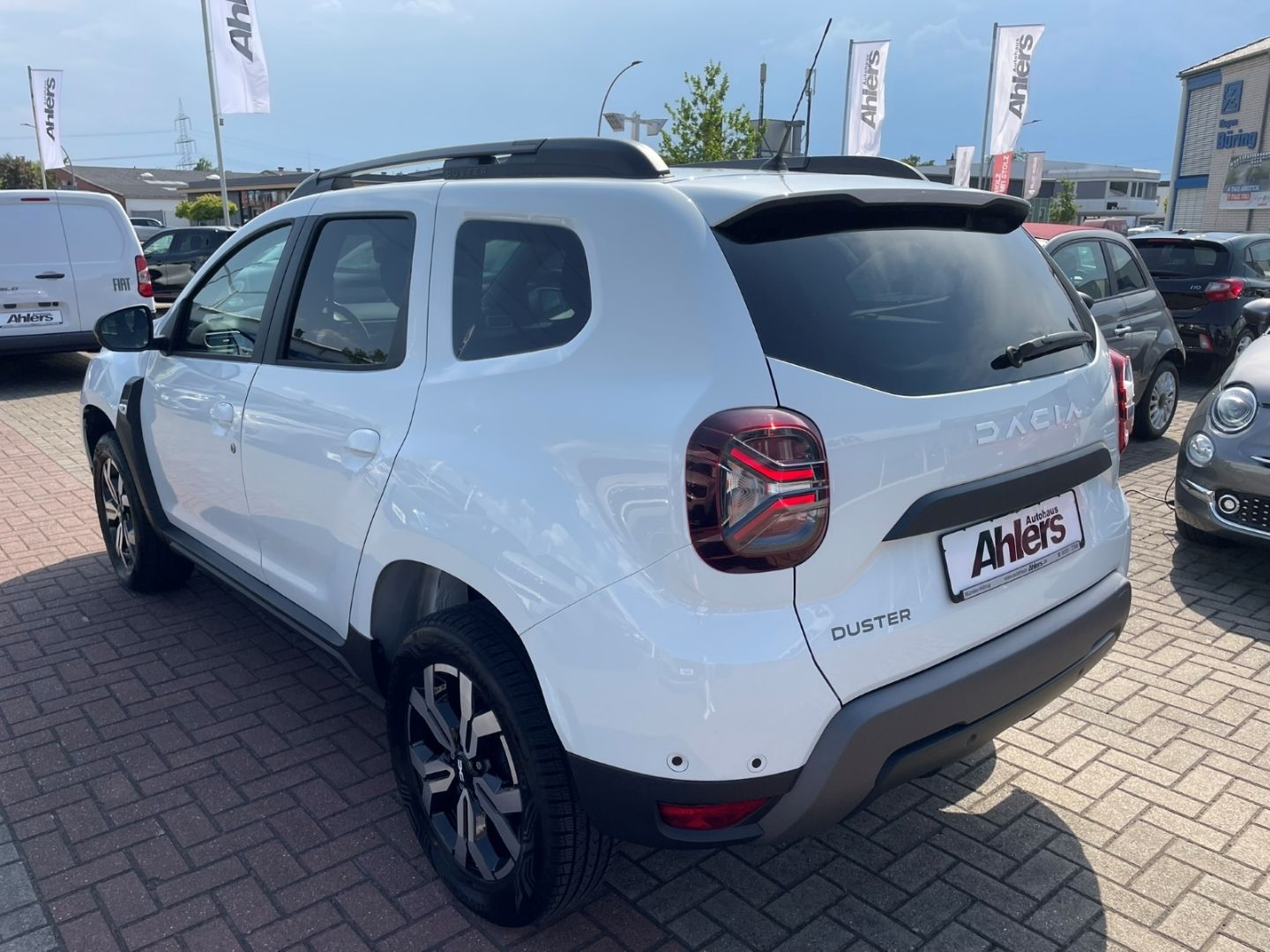 Dacia Duster Journey - Samsaru's Car Outlet
