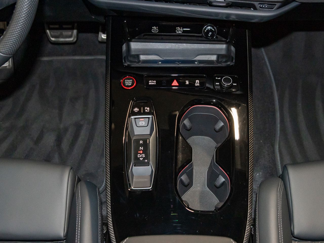 Audi A5 Avant TDI quattro 150 kW S tronic AHK S line