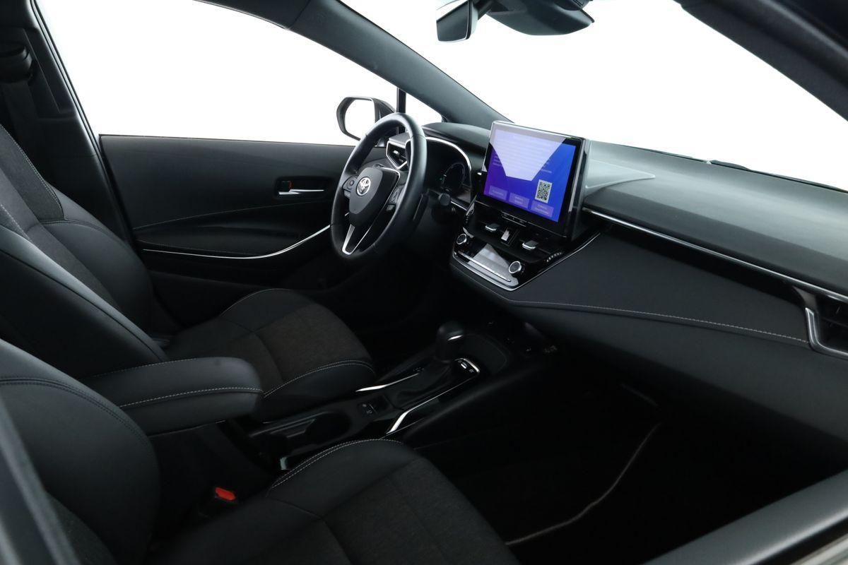 Toyota Corolla Touring Sports 2.0 CVT Team D Navi Kam