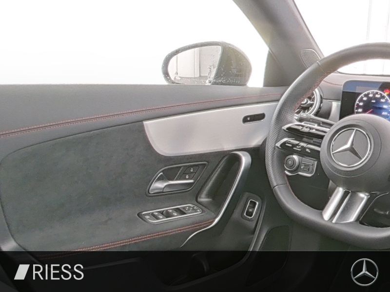Mercedes-Benz CLA 220 4MATIC Coupé - Samsaru's Car Outlet