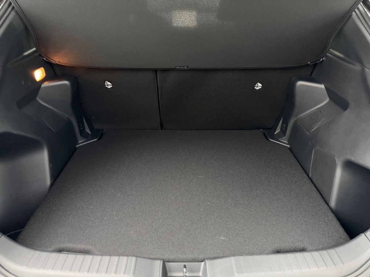 Toyota Yaris Cross 1.5 Hybrid Teamplayer mit Winter-Pak