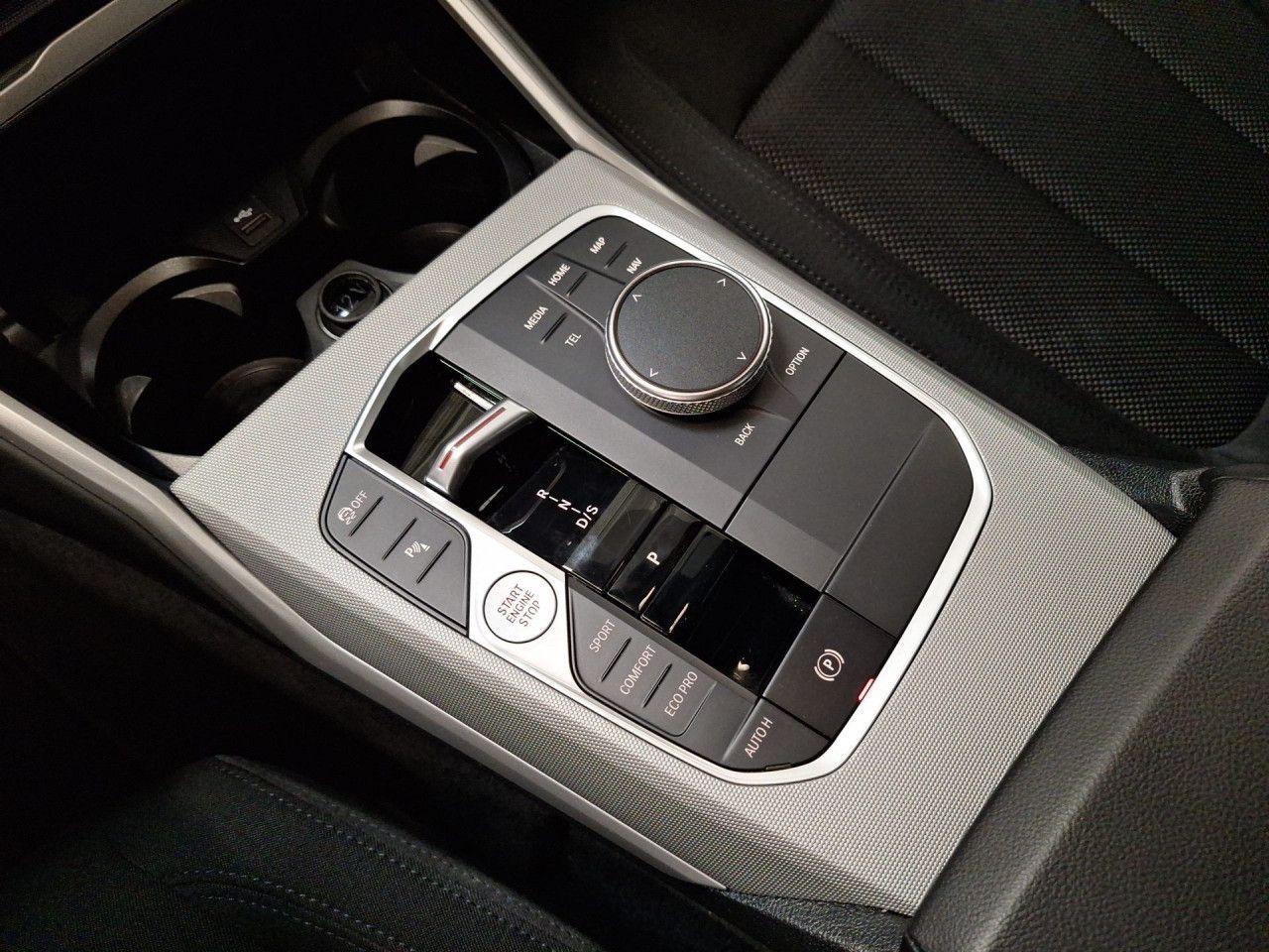 BMW 320d xDrive Limousine - Samsaru's Car Outlet