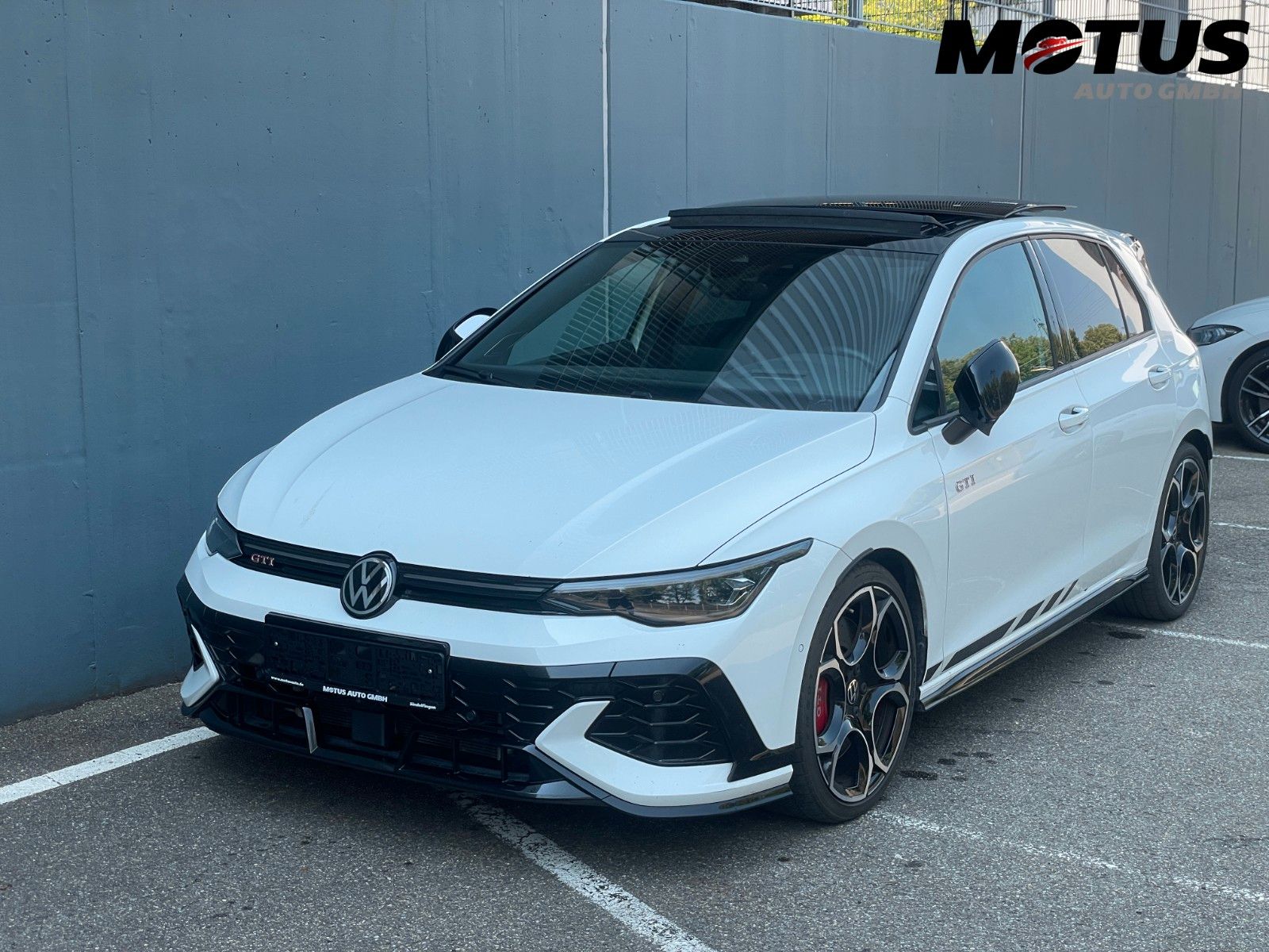 Volkswagen Golf 8.5 Clubsport Akrapovic Pan/3D/360/Key/VOLL