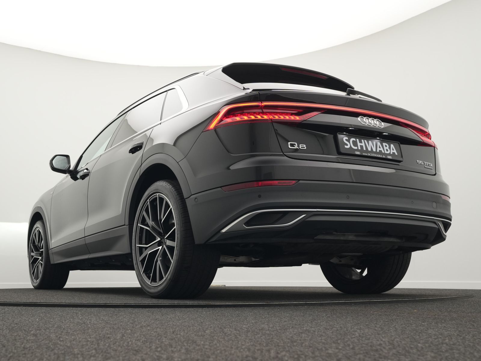 Audi Q8 55 TFSI quattro tiptronic 2x S line