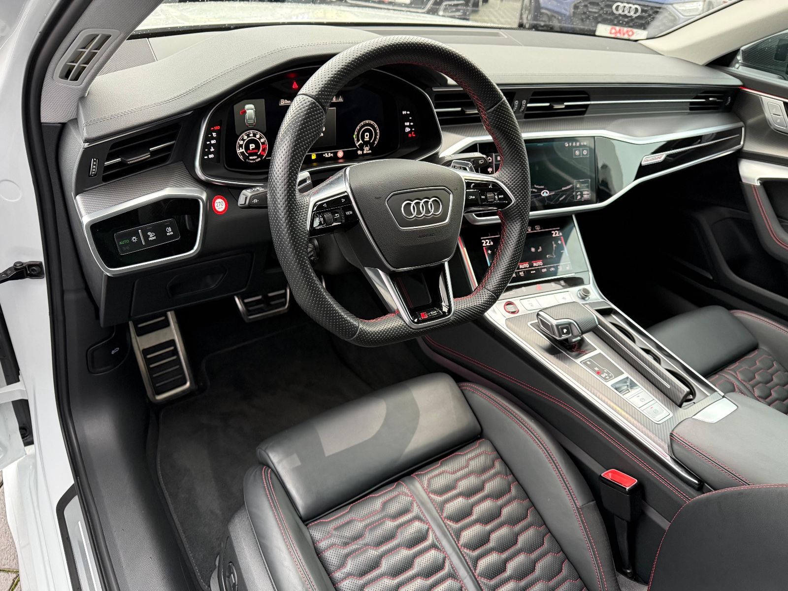 Audi RS6 Avant 4.0 TFSI quattro/Carbon/Pano/B&O/Laser