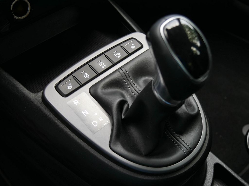 Hyundai i10 1.2 DCT Trend - Samsaru's Car Outlet