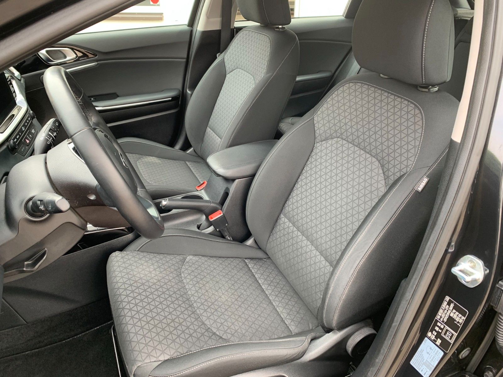 Kia Ceed - Samsaru's Car Outlet