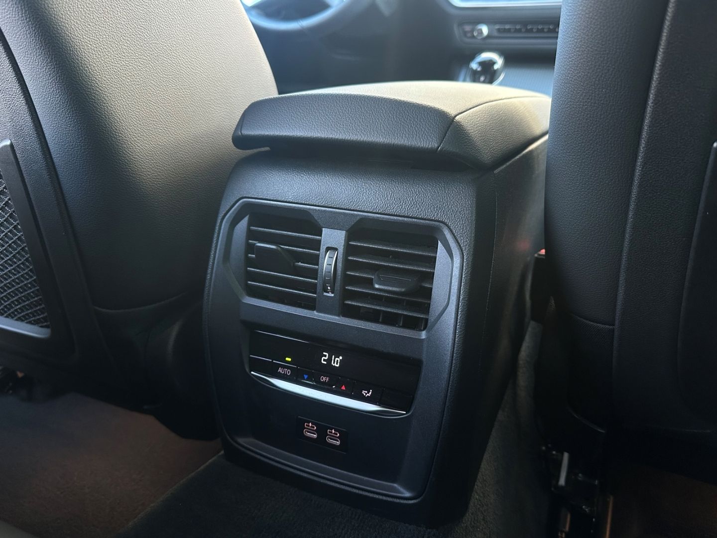 BMW 330 e TOURING M-SPORT - Samsaru's Car Outlet