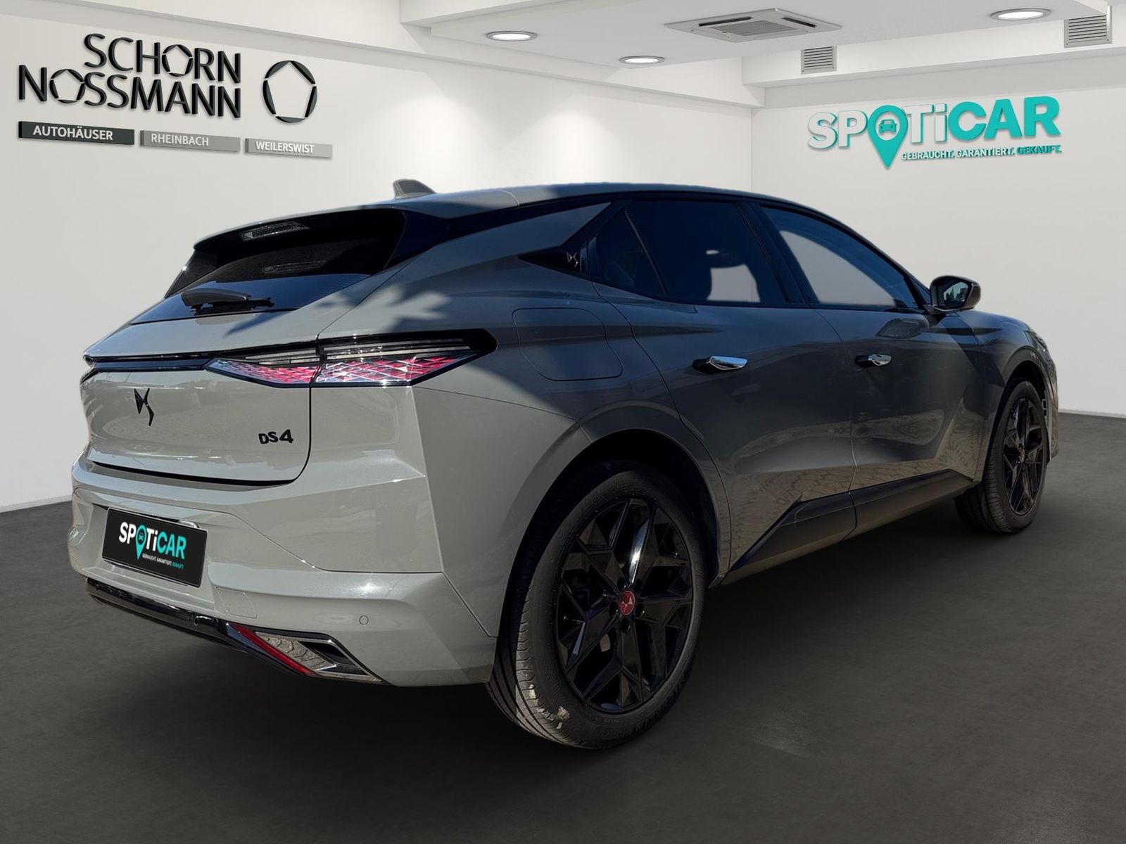 DS Automobiles DS4 PURETECH 130 PERFORMANCE LINE+ PERFORMANCE L