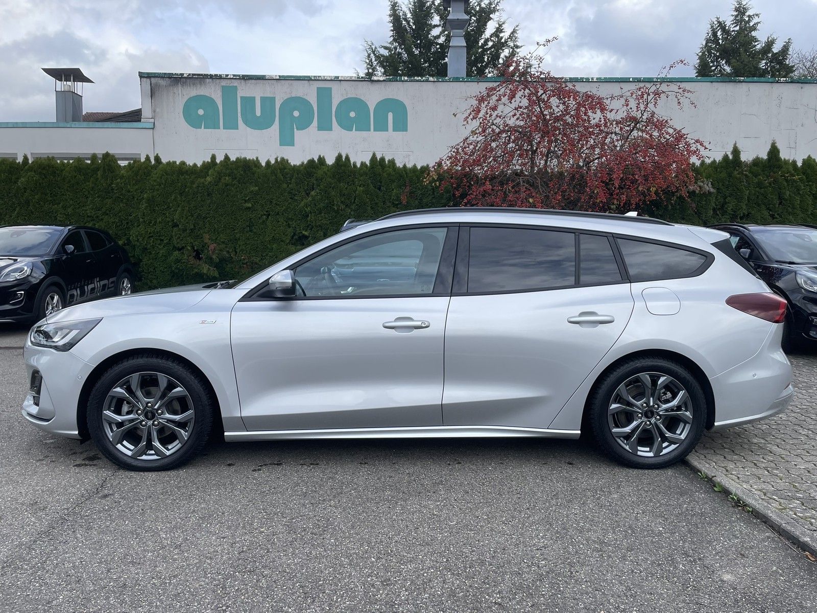 Ford Focus Turnier 1.0 EcoBoost Hybrid Aut. ST-Line X