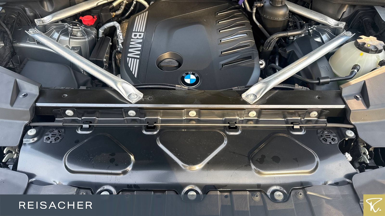 BMW X6 xDrive30d Pano AHK Msport ACC 360° Standhzg