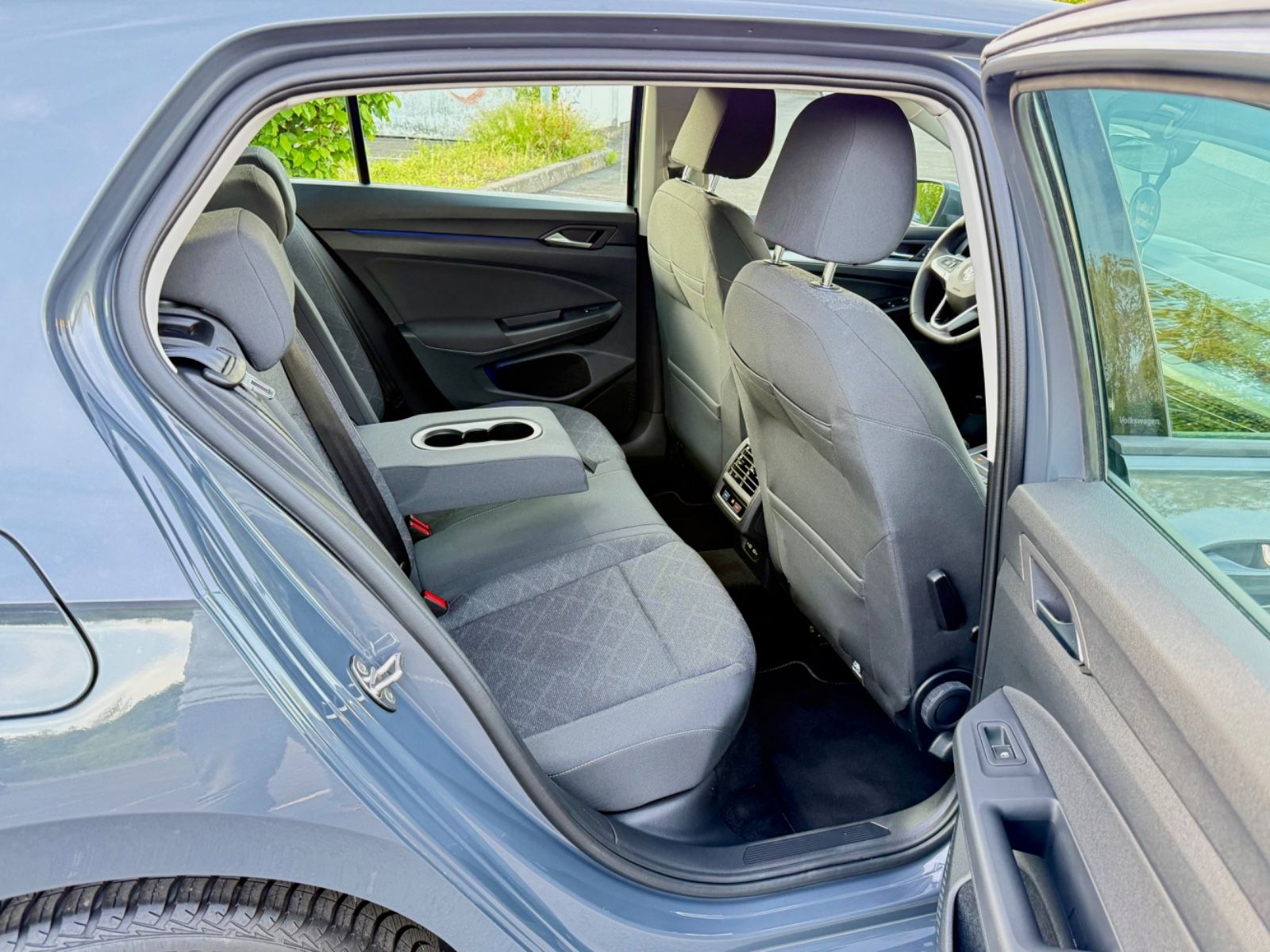 Volkswagen Golf VIII Life Edition - Samsaru's Car Outlet