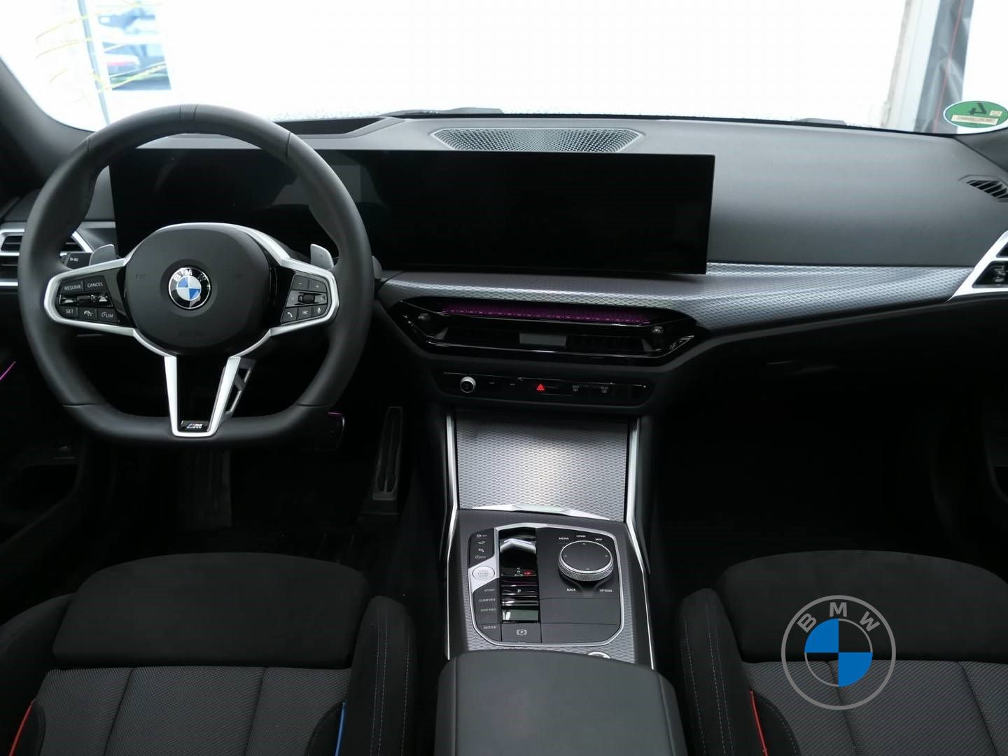BMW 320i Touring M Sport 19" AHK Pano HIFI