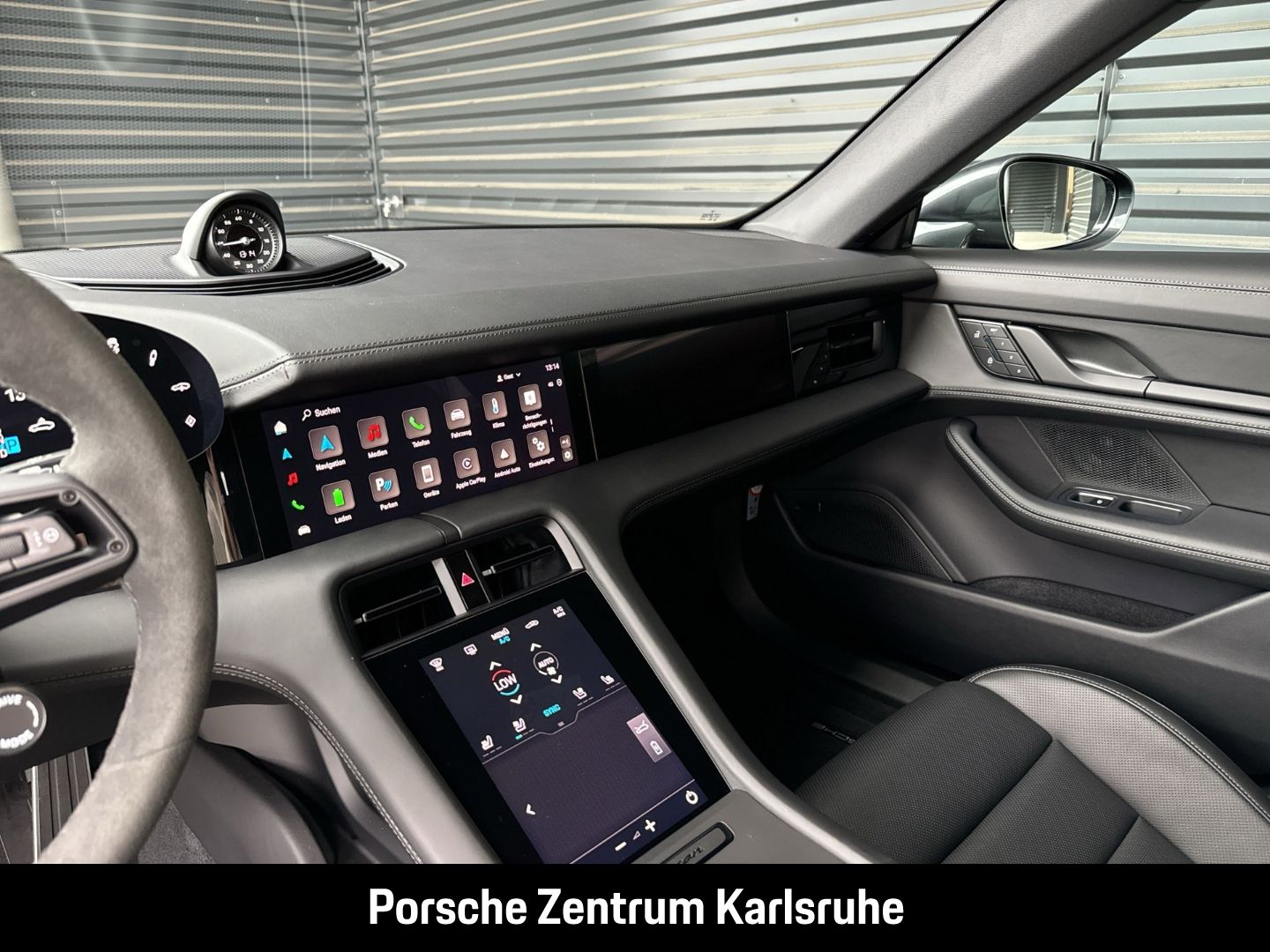 Porsche Taycan 4 Cross Turismo Offroad HA-Lenkung InnoDr