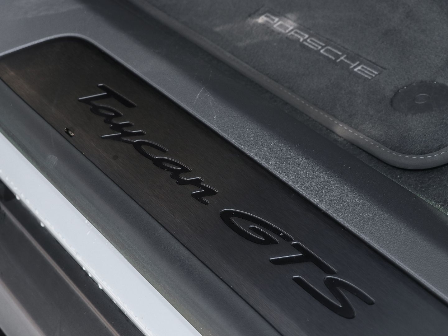 Porsche Taycan GTS Surround-View InnoDrive Sitzbelüftung