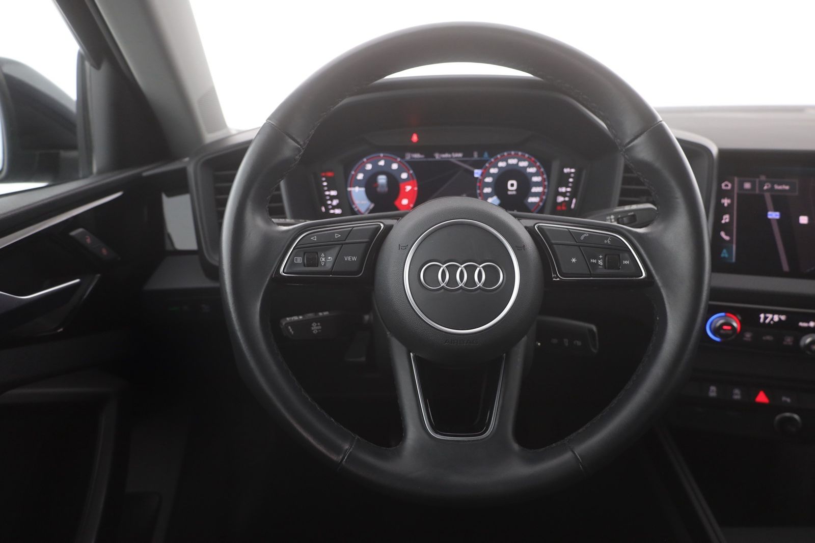 Audi A1 30 TFSI Sportback advanced - Samsaru's Car Outlet