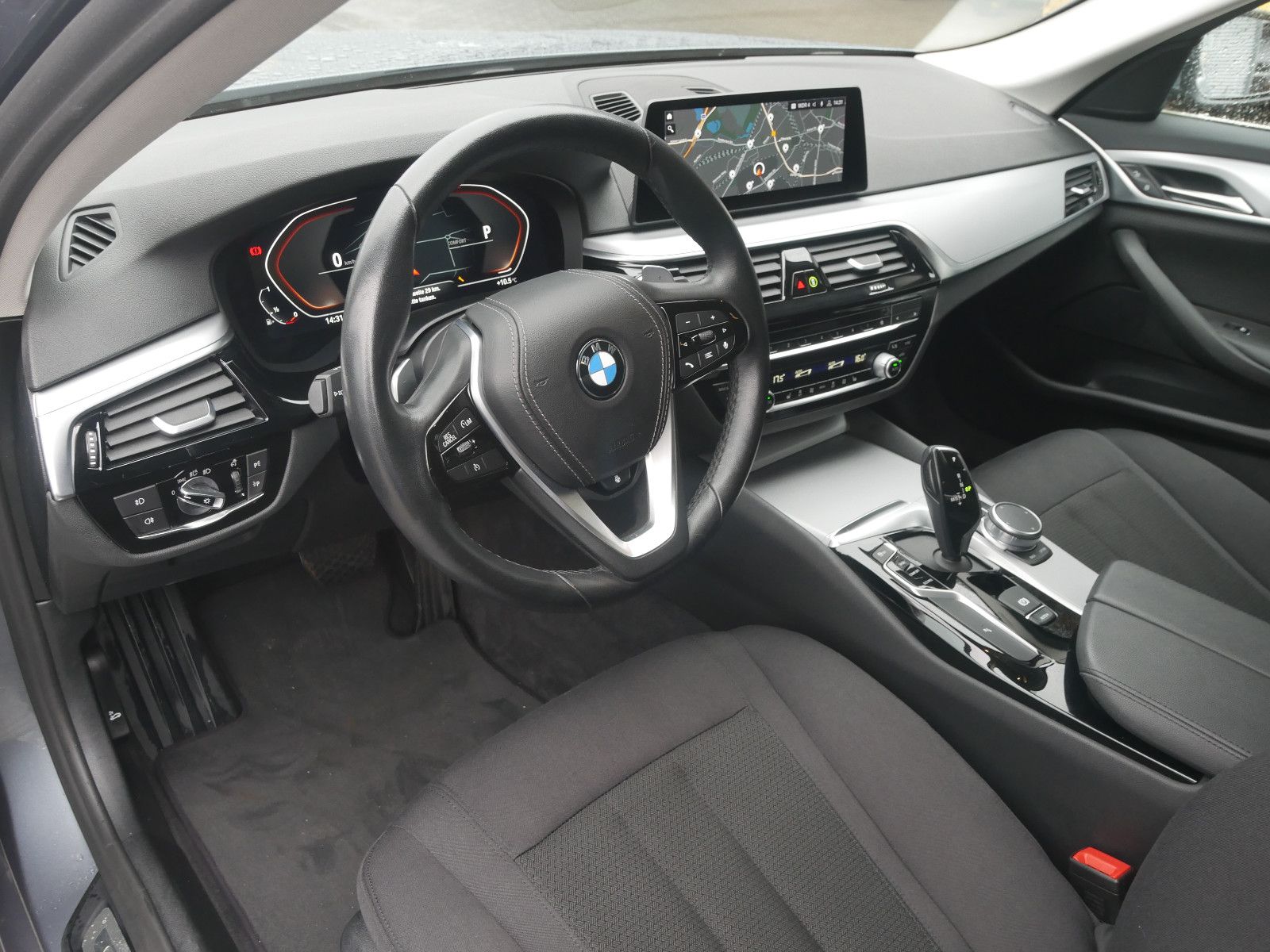 BMW 530 i xDrive Limousine Business Navi Head-up LED