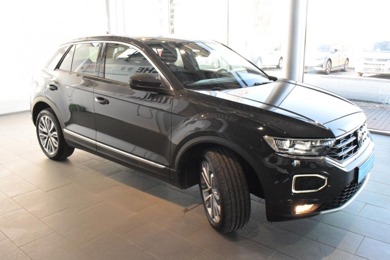 Volkswagen T-Roc Sport 1.5 TSI DSG - Samsaru's Car Outlet