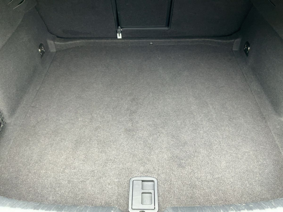 Audi A3 Limousine 40 TFSI S-LINE - Samsaru's Car Outlet