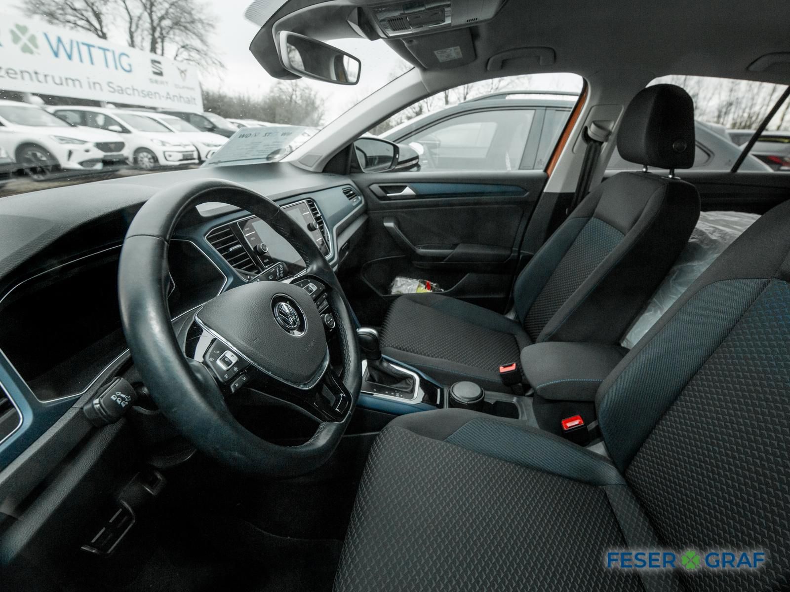 Volkswagen T-Roc 1.5 TSI United DSG - Samsaru's Car Outlet