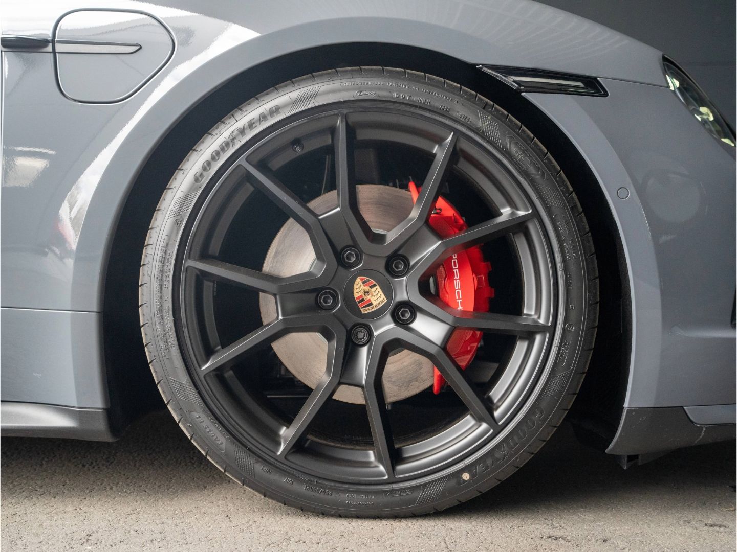 Porsche Taycan 4S Sport Turismo SportDesign BOSE HD-Matr