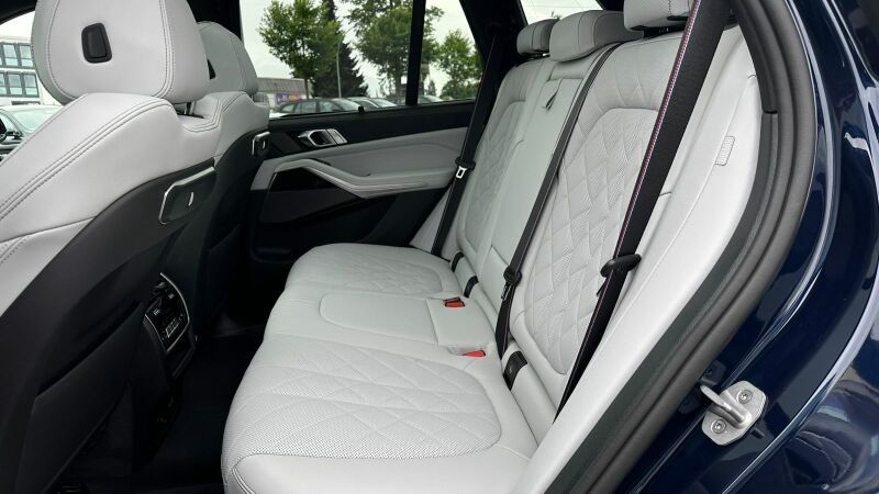 BMW X5 xDrive50e M Sport Pro AHK LUFT INTEG ACC AUTO