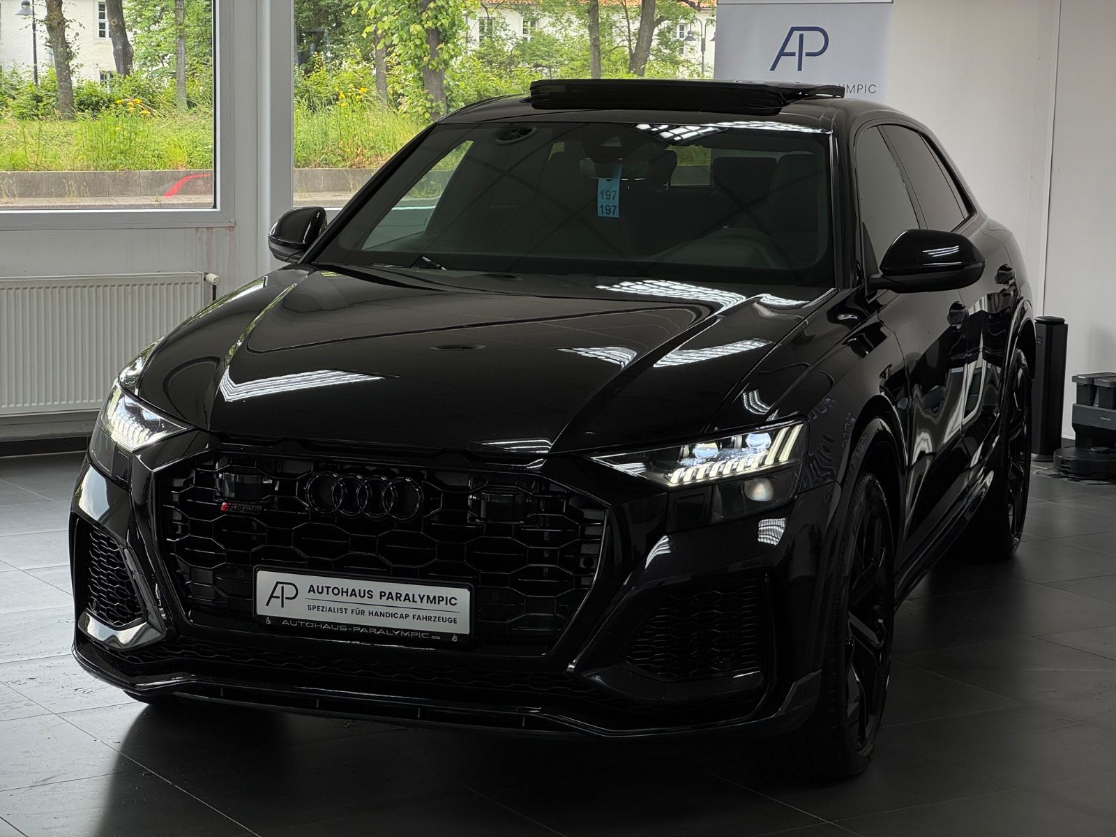 Audi RSQ8 4.0 TFSI quattro *PANO*MATRIX*B&O*AGA