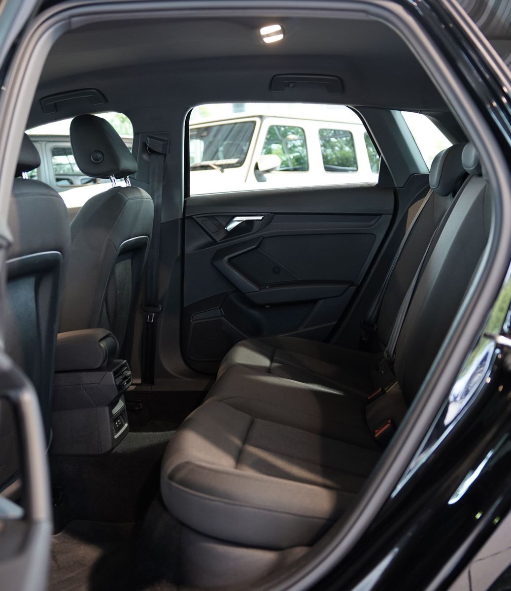 Audi A3 30 TFSI Sportback advanced S-Tr. 1.H *Virtual