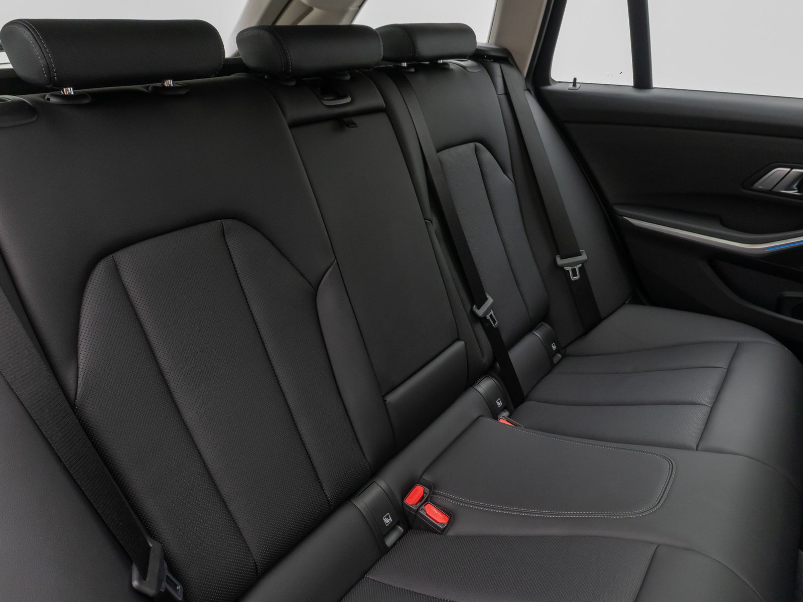 BMW 320e Sport Line - Samsaru's Car Outlet