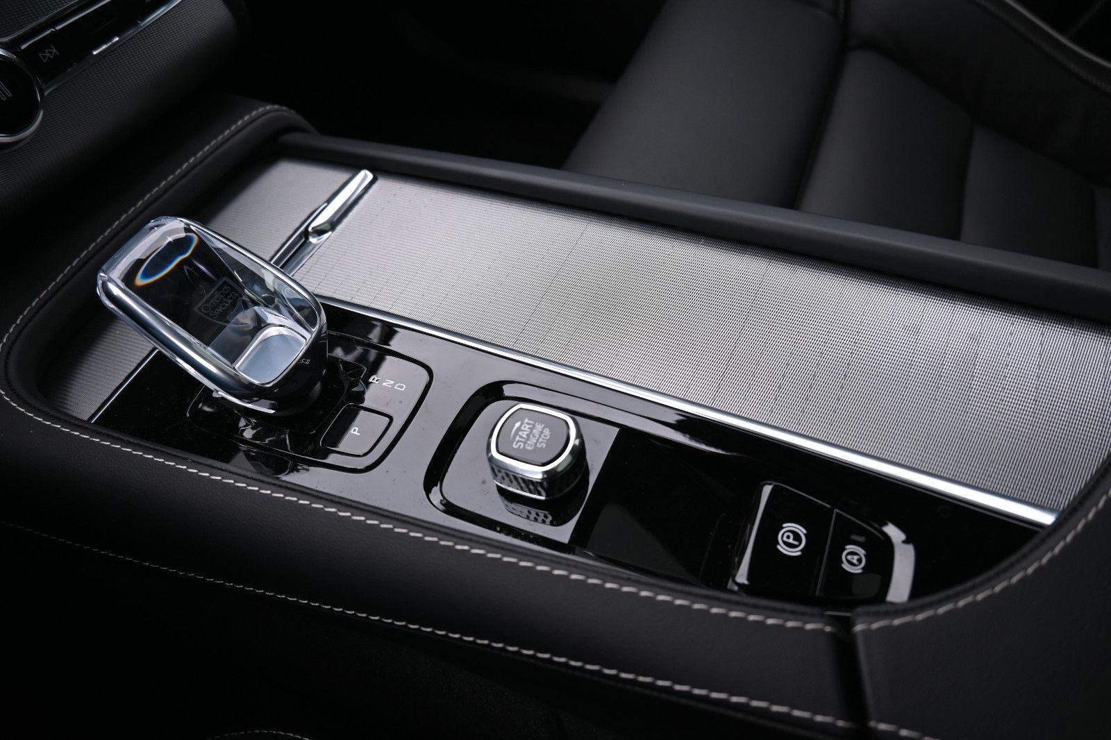 Volvo XC90 B5 D AWD Ultimate Dark*STDHZG*LUFT*360°*ACC