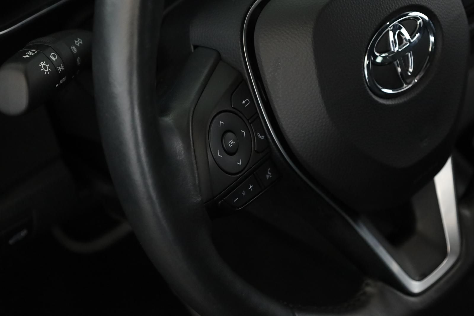 Toyota Corolla Touring Sports 2.0 CVT Team D Navi Kam