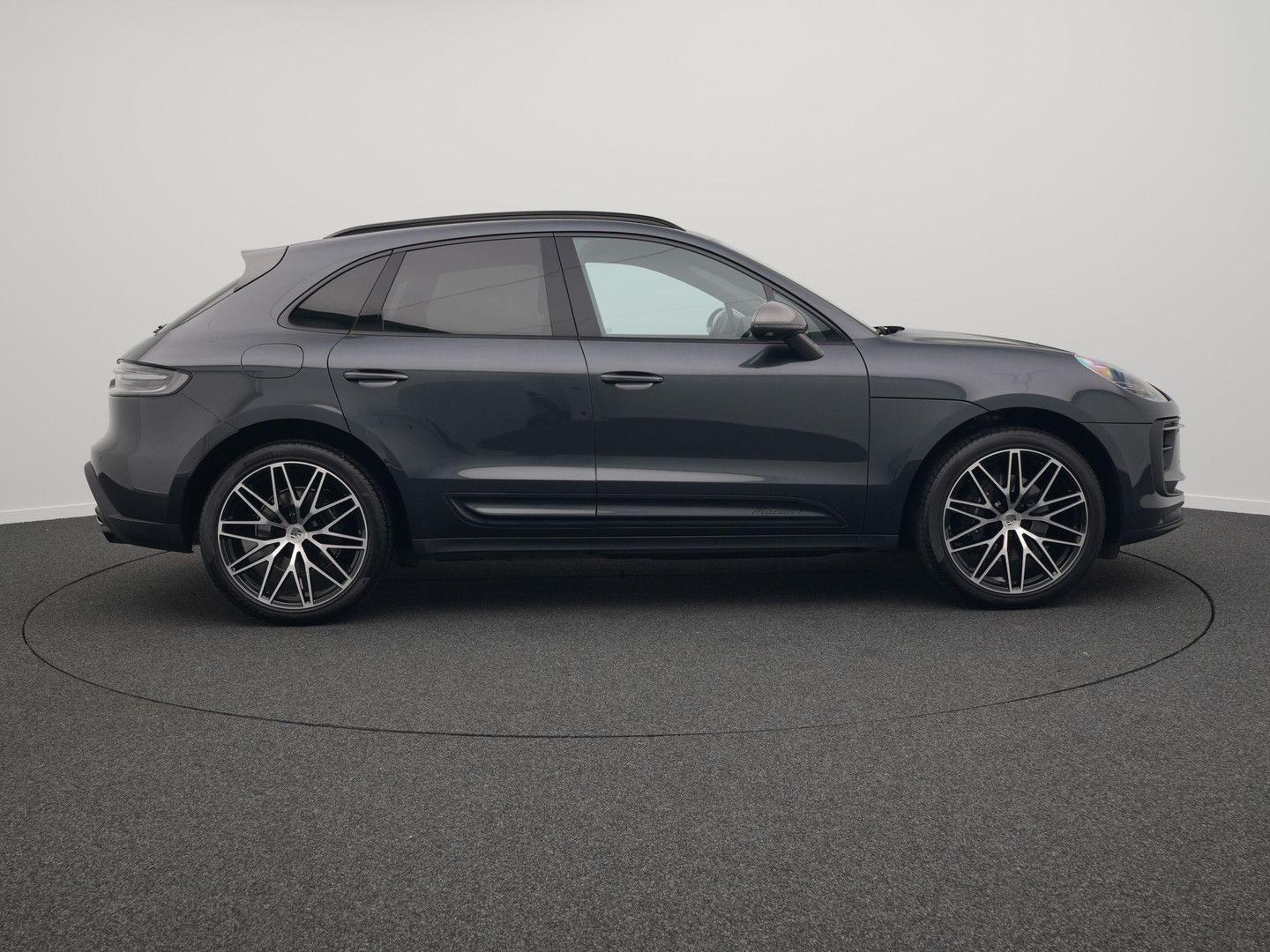 Porsche Macan T - Samsaru's Car Outlet