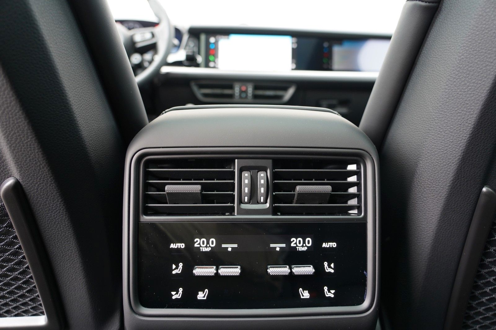 Porsche Cayenne Coupe E-Hybrid LUFT PANO SOFT MY25