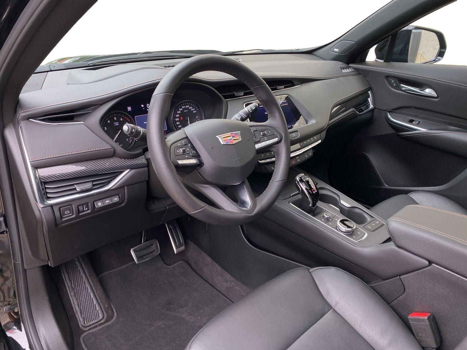 Cadillac XT4 2.0 T Sport AWD *Vollausstattung*