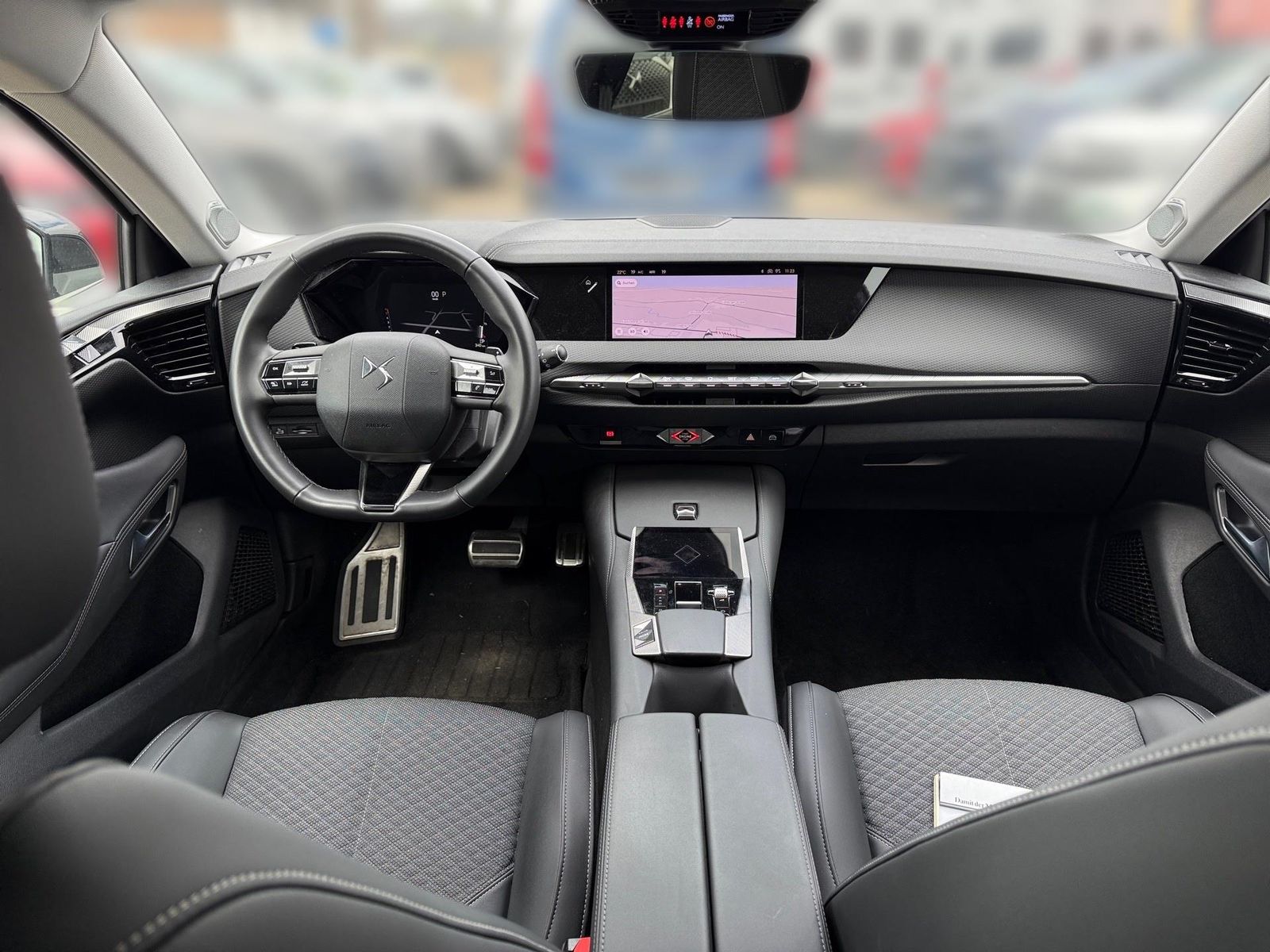 DS Automobiles DS4 CROSS TROCADERO BHDI 130 MATIX LED,NAVIGATIO