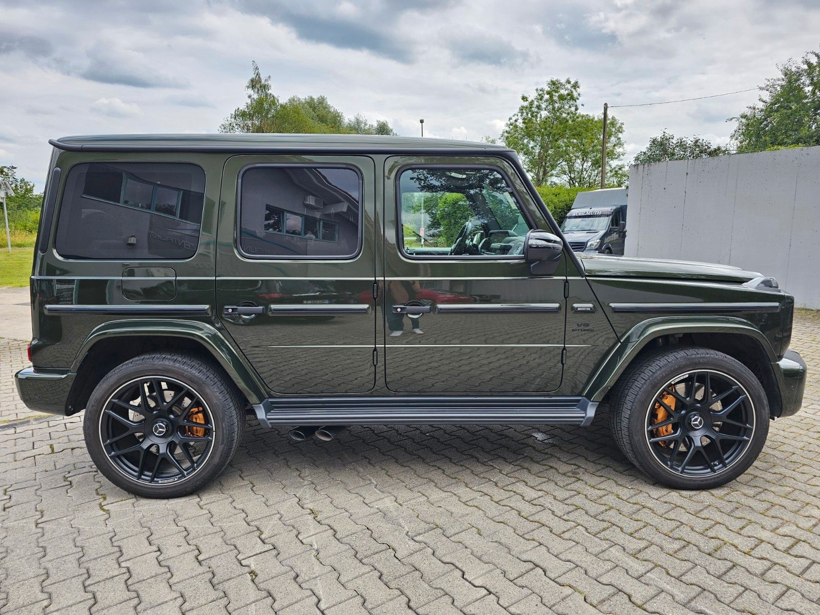 Mercedes-Benz G 63 AMG - Samsaru's Car Outlet