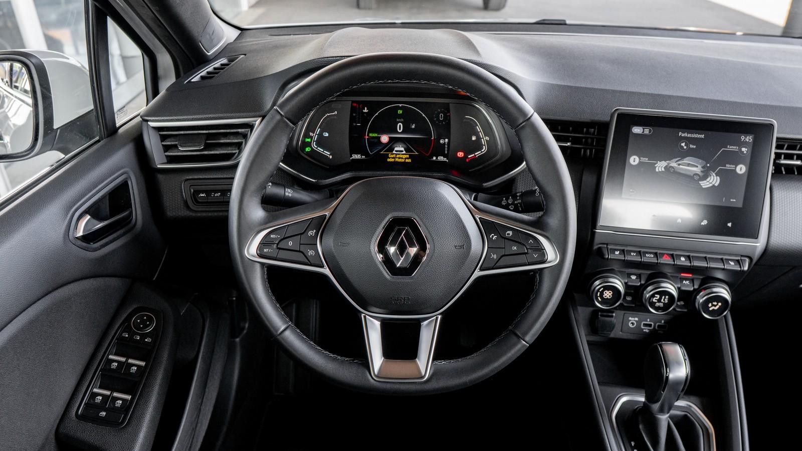 Renault Clio V - Samsaru's Car Outlet