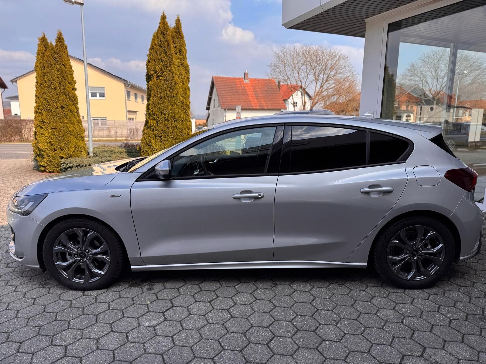 Ford Focus Limousine St-Line 1.5 ABSTANDSTEMP KAMERA