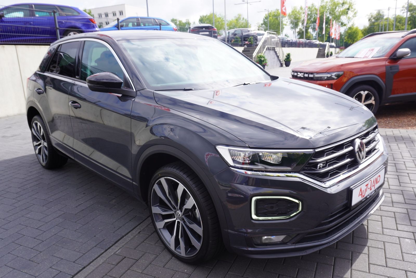 Volkswagen T-Roc 1.5 16V TSI United - Samsaru's Car Outlet
