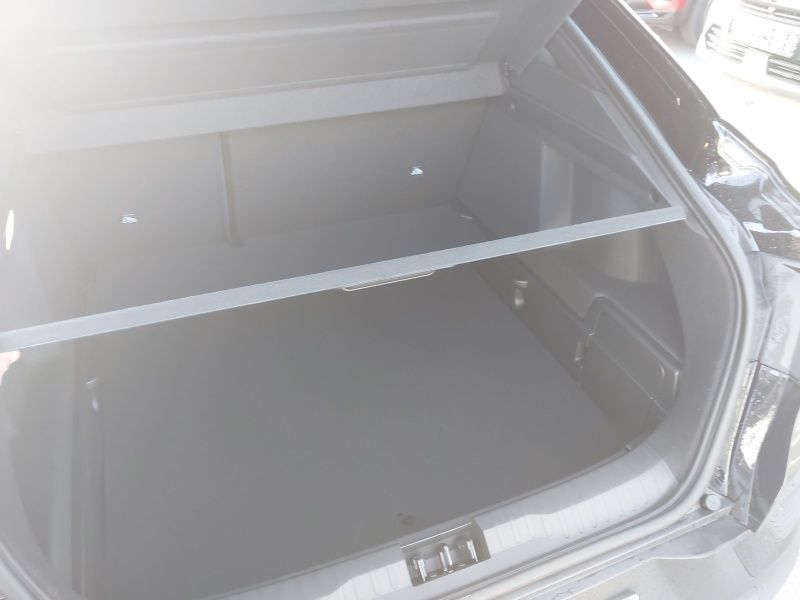 Renault ARKANA TECHNO E-Tech Full Hybrid 145 - Samsaru's Car Outlet