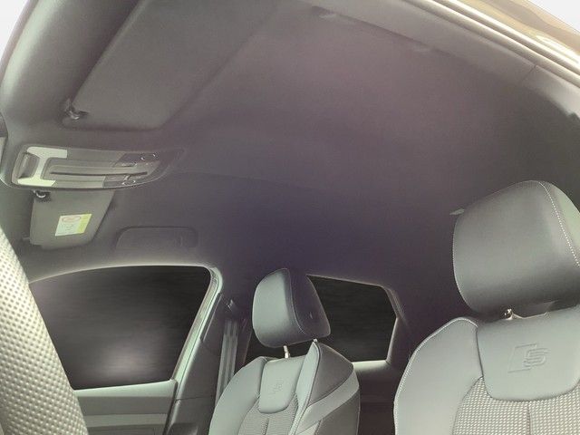 Audi A1 Sportback 40TFSI S-line LED Scheinwerfer, Nav
