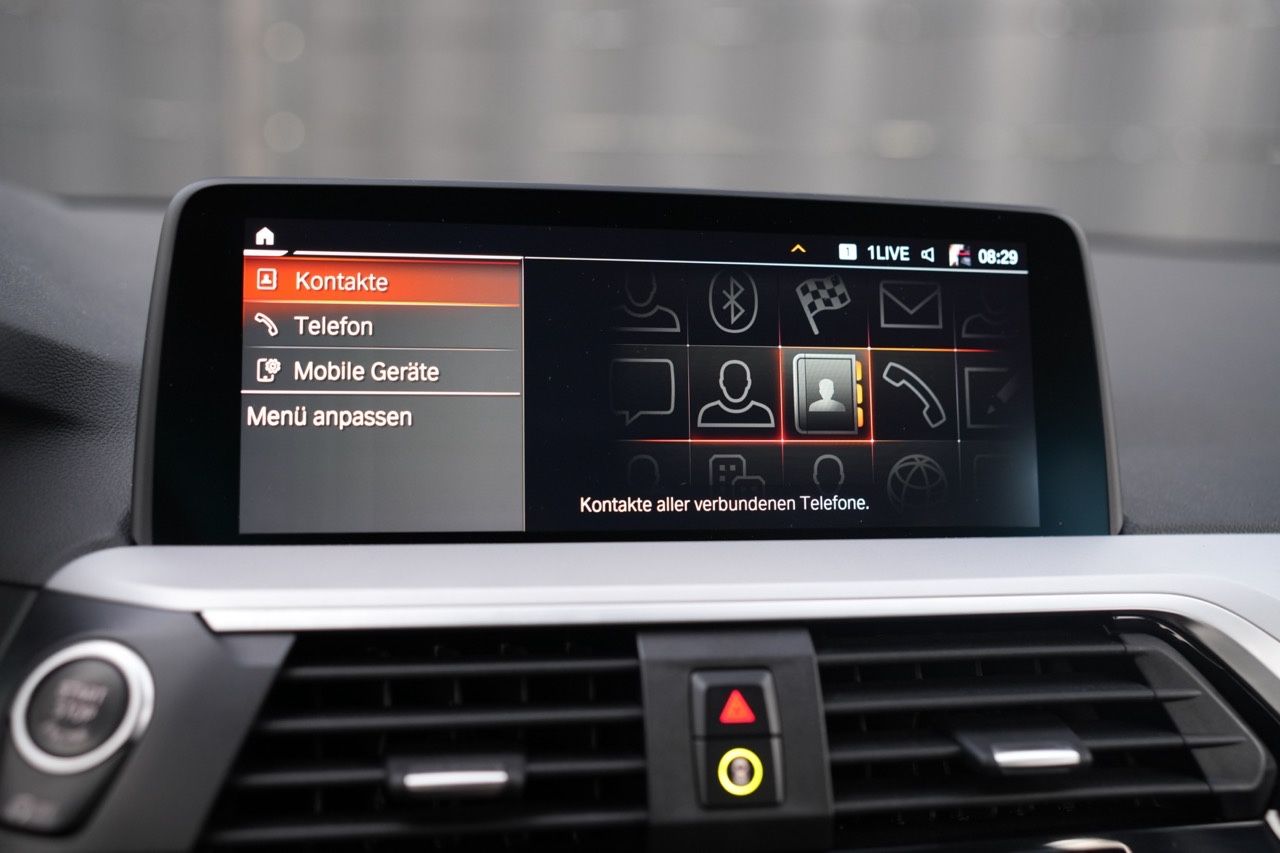 BMW X3 xDrive 20 i Advantage *LIVECOCKPIT*NAVI*