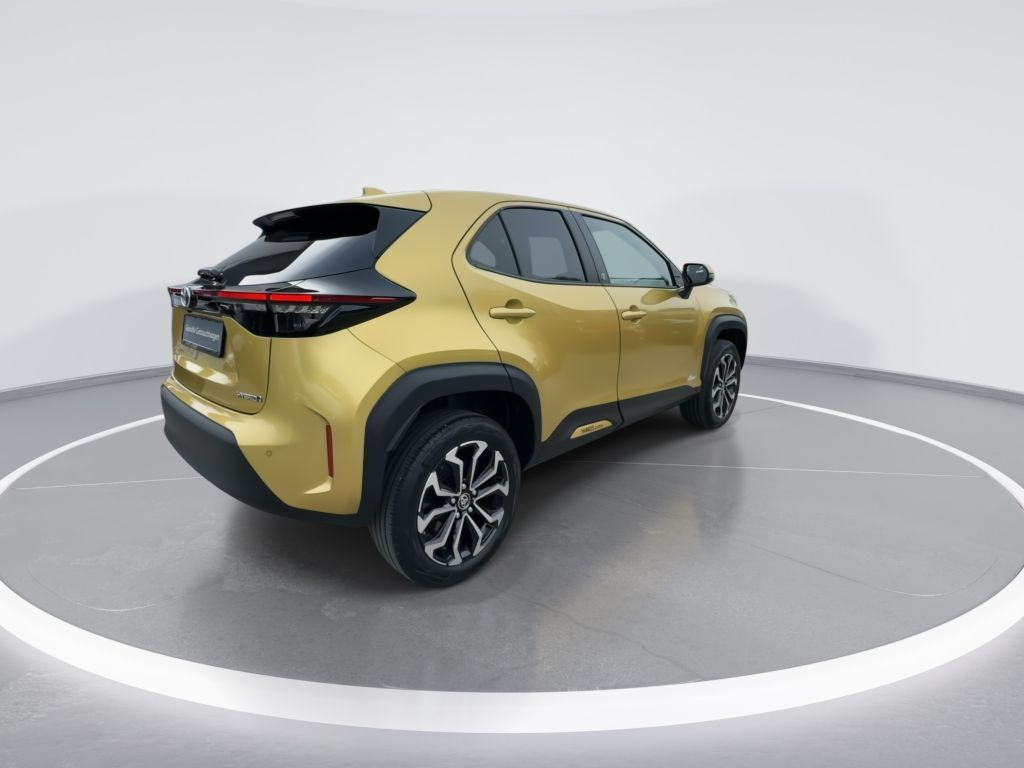 Toyota Yaris Cross Hybrid 1.5 VVT-i Team D. Safety-Pake