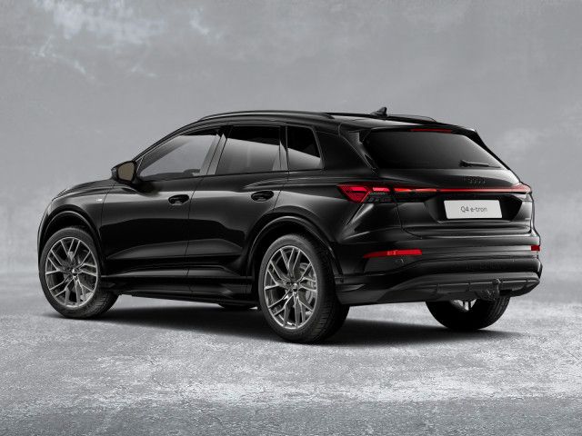 Audi Q4 45 e-tron QU S-LINE MATRIX+NAVI+ACC+SHZ+AHK