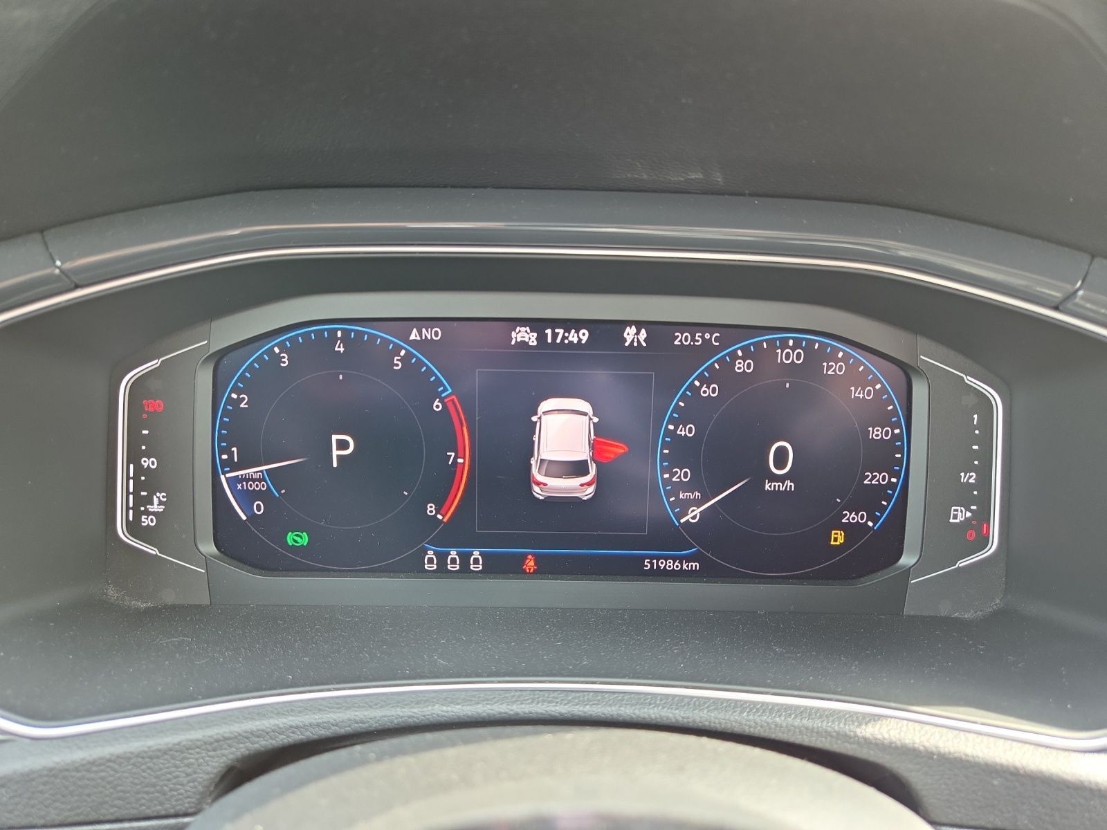 Volkswagen T-Roc 1.5 TSI DSG SPORT - Samsaru's Car Outlet